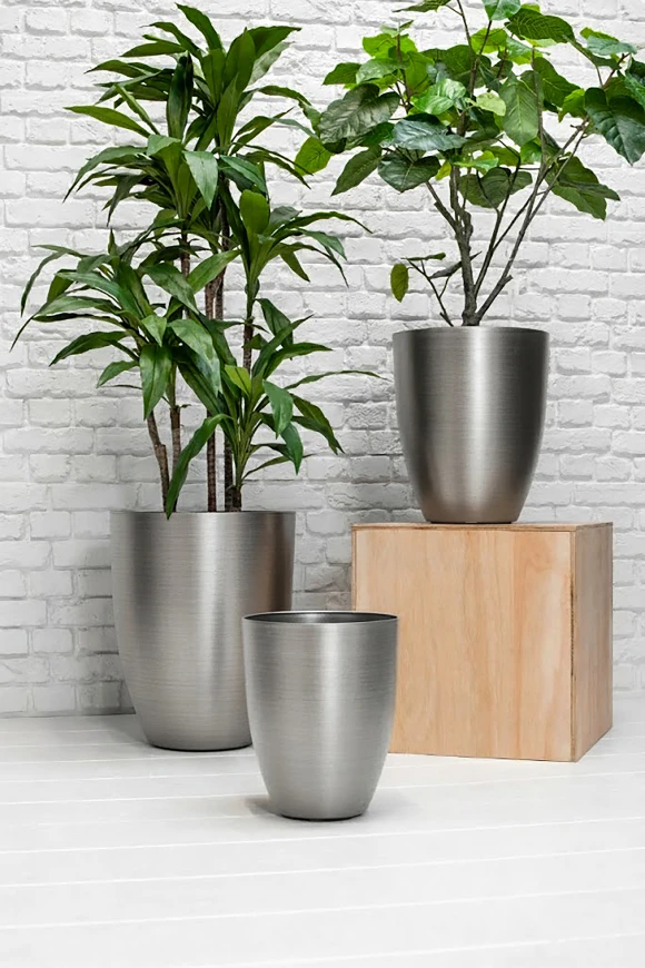 Image of Buxley Pot, Silver - Medium